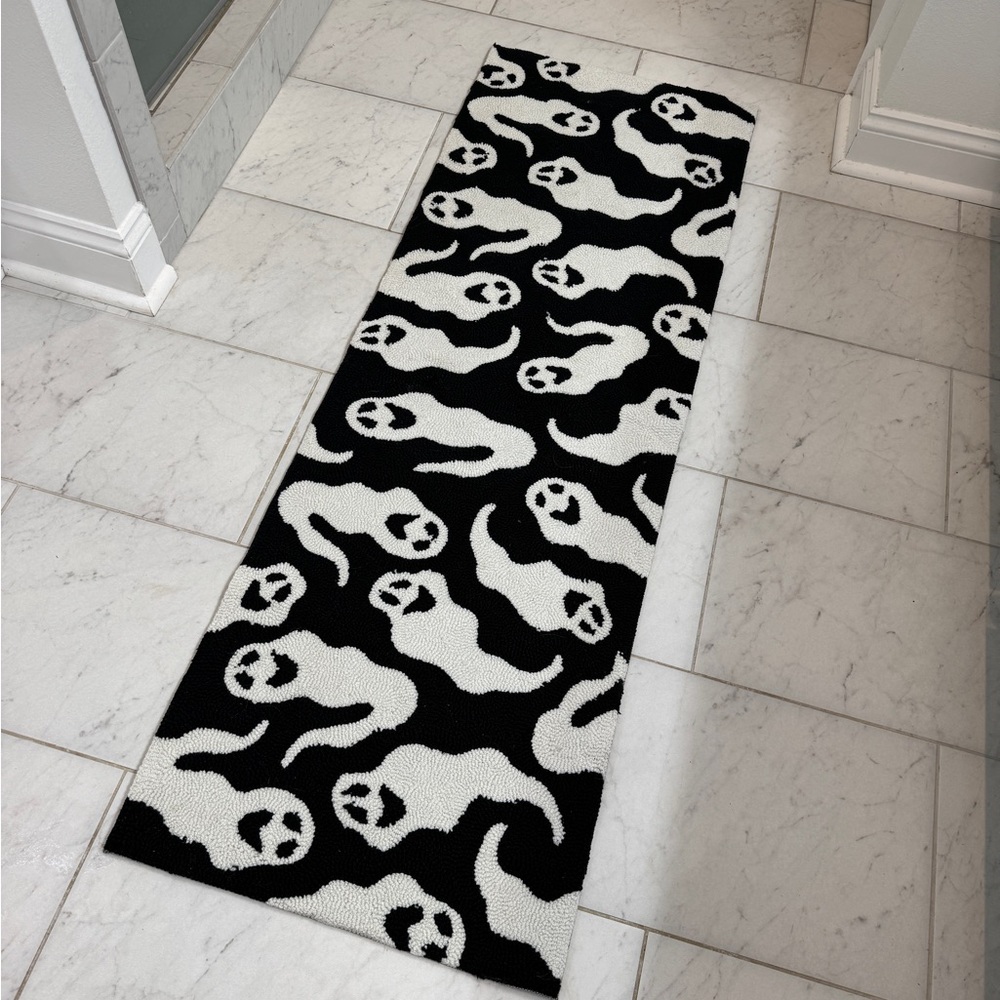 Black and White Ghost Pattern Runner Rug